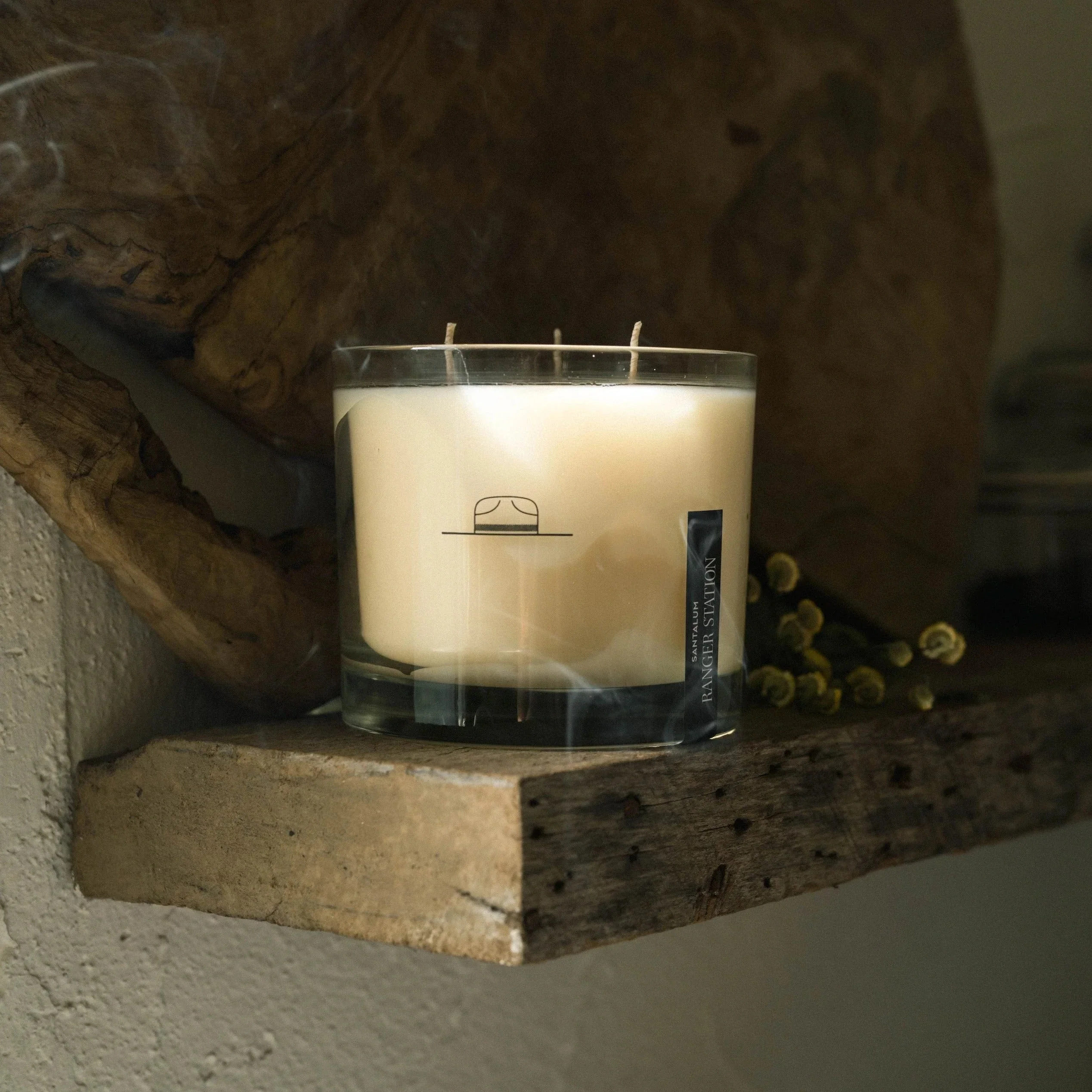 SANTALUM MAMMOTH CANDLE - Image 4
